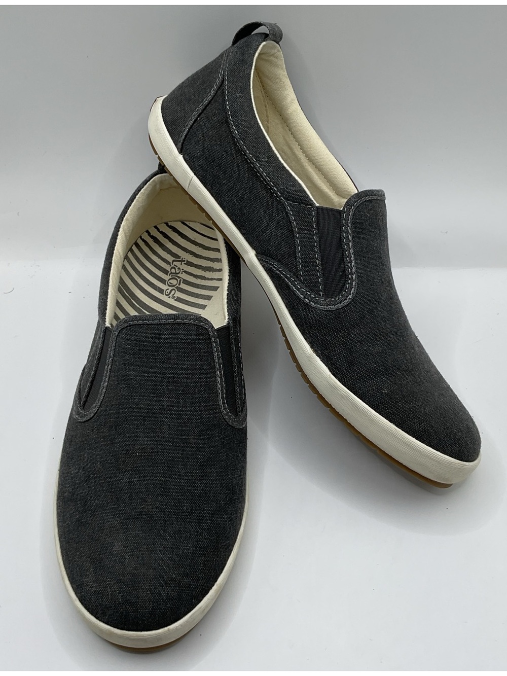 Taos Footwear Dandy Slip-On Loafers Sneakers Charcoal